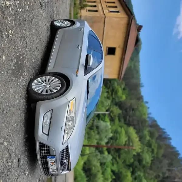 Second-hand Ford Mondeo 136 CP (100 kW) 2007 Berlinǎ