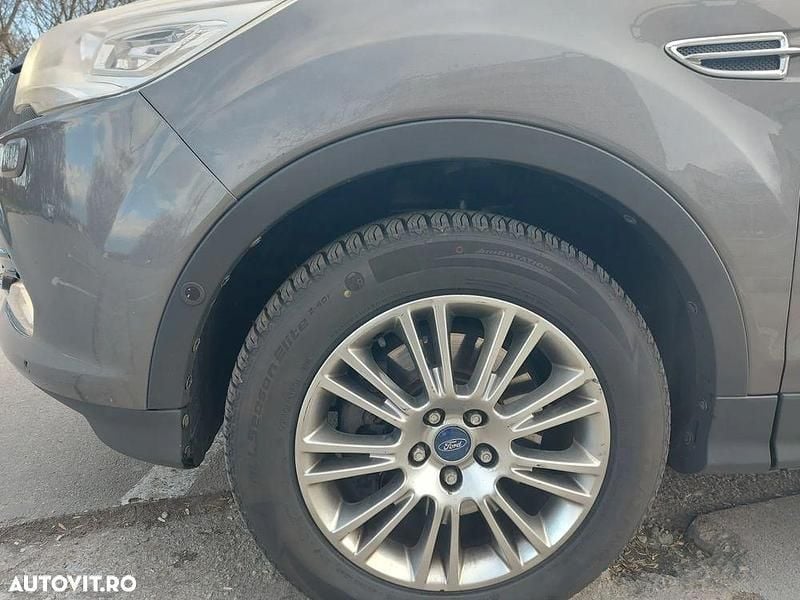 Second-hand Ford Kuga Titanium 163 CP (119 kW) 2014 Culoaregri SUV