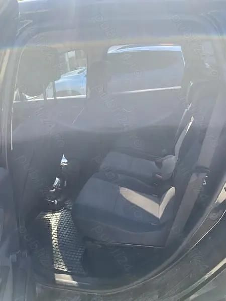 Utilizat 2015 Renault Scénic III Monovolum | 5.000 EUR (Preț OK) - Imagine 1/4