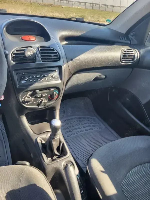 Second-hand Peugeot 206 100 CP (73 kW) 2007 Berlinǎ