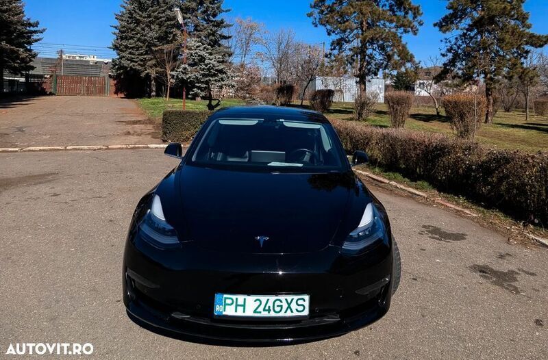 Negru Utilizat 2020 Tesla Model 3 Berlinǎ | 25.999 EUR (Preț OK) - Imagine 1/4