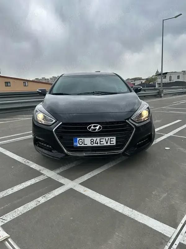 Second-hand Hyundai i40 130 CP (95 kW) 2016 Negru Berlinǎ