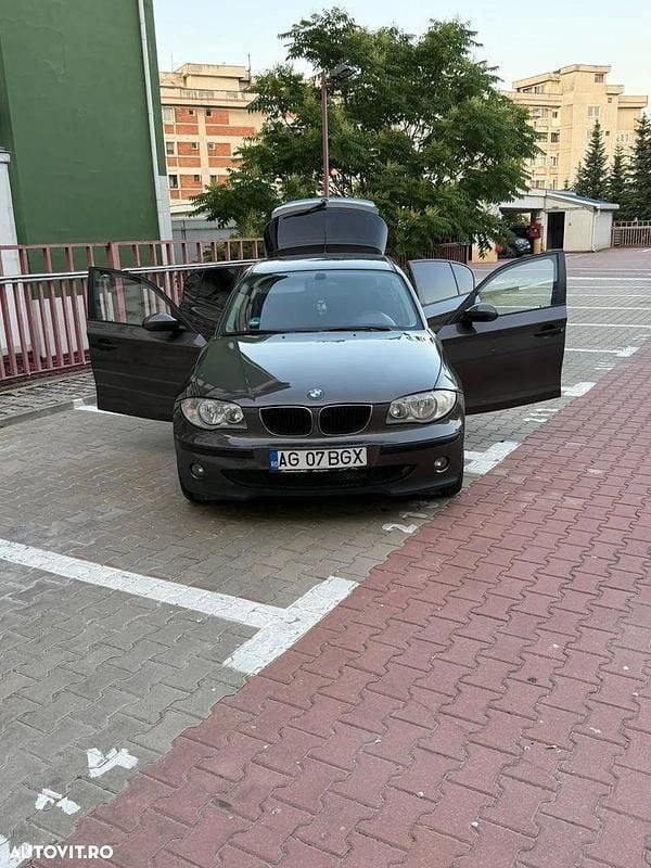 Maro Utilizat 2006 BMW 118 Comfort Edition Hatchback | 3.500 EUR (Preț OK) - Imagine 1/4