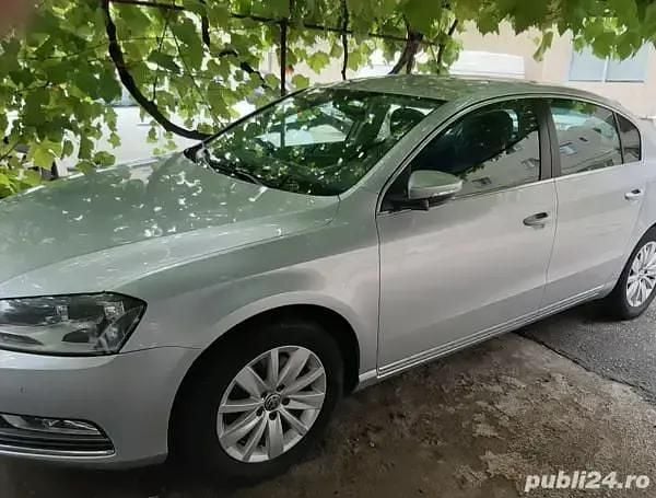 Utilizat 2013 VW Passat Berlinǎ | 9.000 EUR (Preț OK) - Imagine 1/4