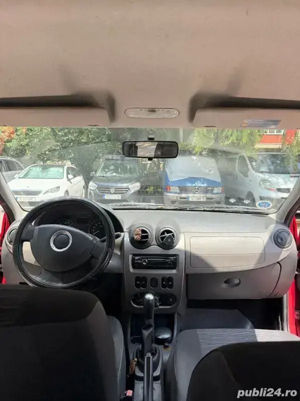 Utilizat 2009 Dacia Logan Berlinǎ | 2.700 EUR (Puțin scump) - Imagine 1/4