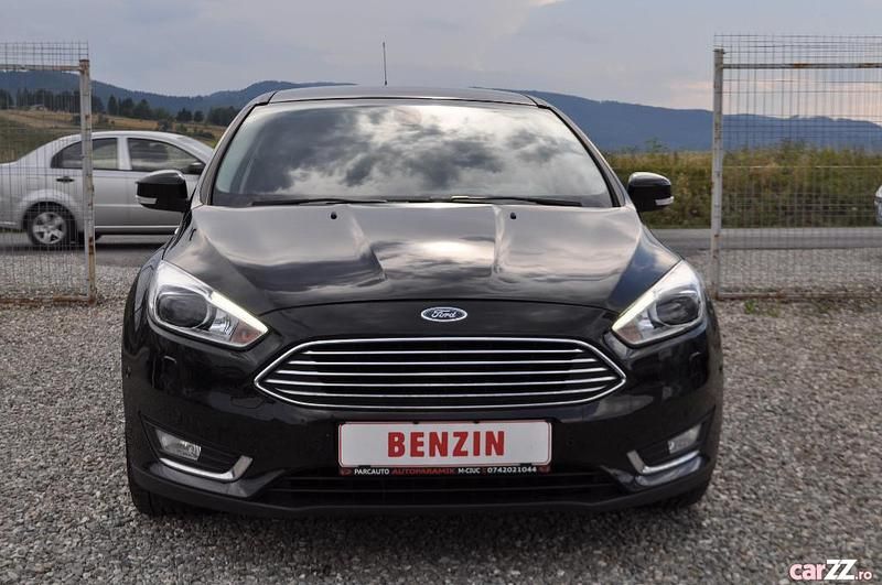 Second-hand Ford Focus Titanium 125 CP (91 kW) 2015 Negru Berlinǎ