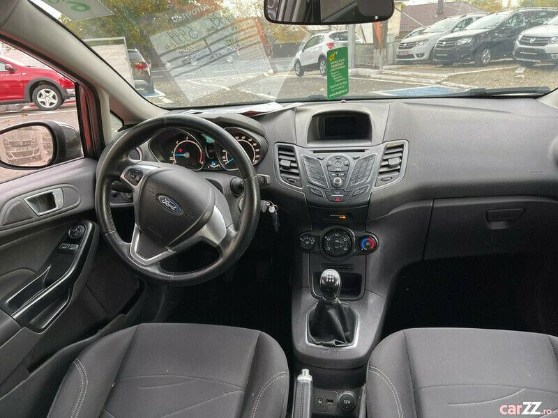 Second-hand Ford Fiesta 75 CP (55 kW) 2015 Gri Hatchback