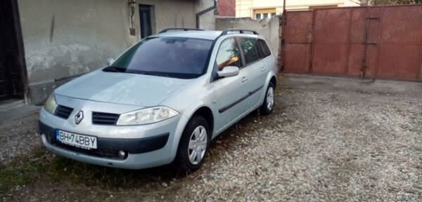 Gri Utilizat 2004 Renault Mégane GrandTour Break | 499 EUR - Imagine 1/4