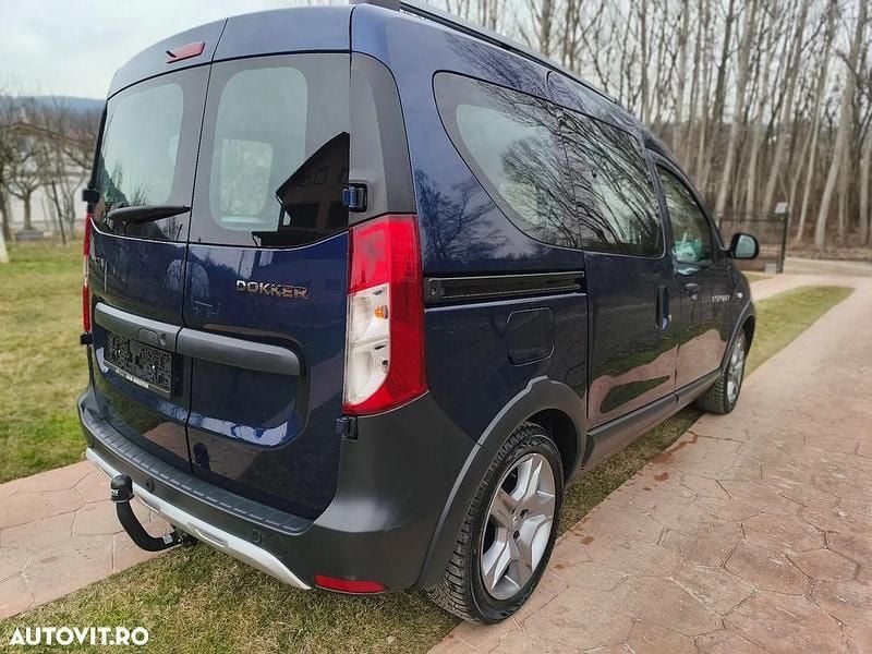 Second-hand Dacia Dokker Stepway 95 CP (69 kW) 2019 Culoarealbastru Monovolum