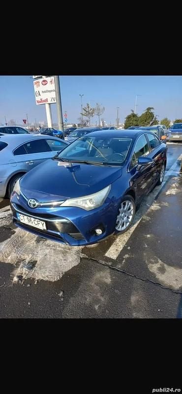 Utilizat 2016 Toyota Avensis Berlinǎ | 10.000 EUR (Preț OK) - Imagine 1/4