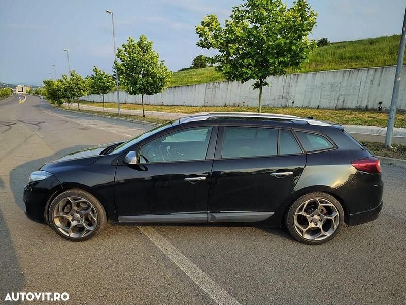 Negru Utilizat 2011 Renault Mégane GrandTour GT Break | 5.100 EUR - Imagine 1/4