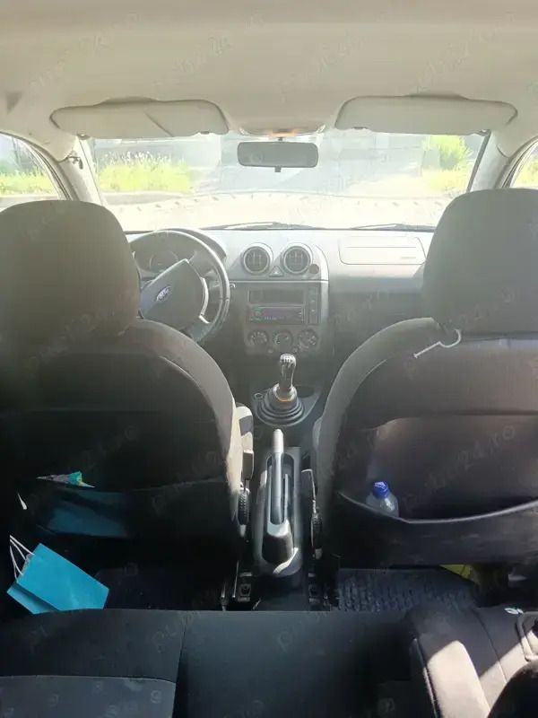 Second-hand Ford Fiesta 68 CP (50 kW) 2003 Hatchback