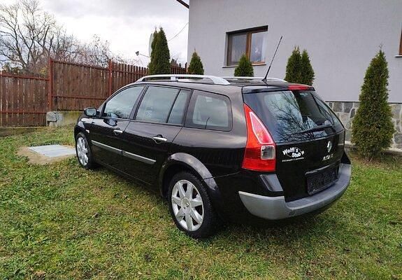 Second-hand Renault Mégane GrandTour 110 CP (80 kW) 2008 Negru Break