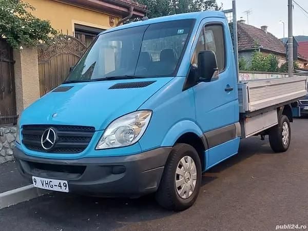 Utilizat 2010 Mercedes Sprinter Van | 7.800 EUR (Preț bun) - Imagine 1/4