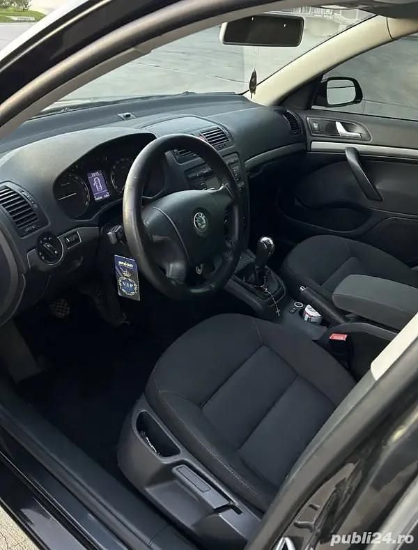 Utilizat 2008 Skoda Octavia Berlinǎ | 4.300 EUR (Scump) - Imagine 1/4