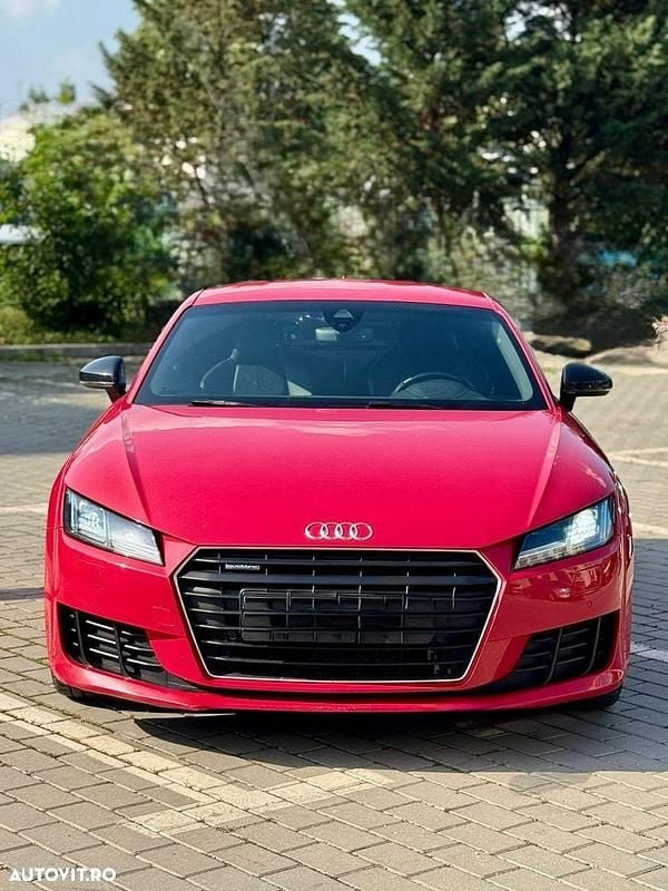 Second-hand Audi TT S-Line 230 CP (169 kW) 2015 Culoarerosu Coupe