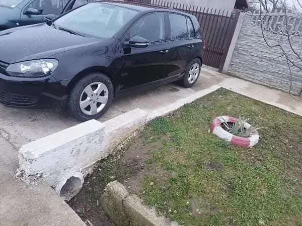 Second-hand VW Golf VI 105 CP (77 kW) 2010 Hatchback