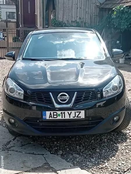 Negru Second-hand 2012 Nissan Qashqai SUV | 6.500 EUR (Preț OK) - Imagine 1/4