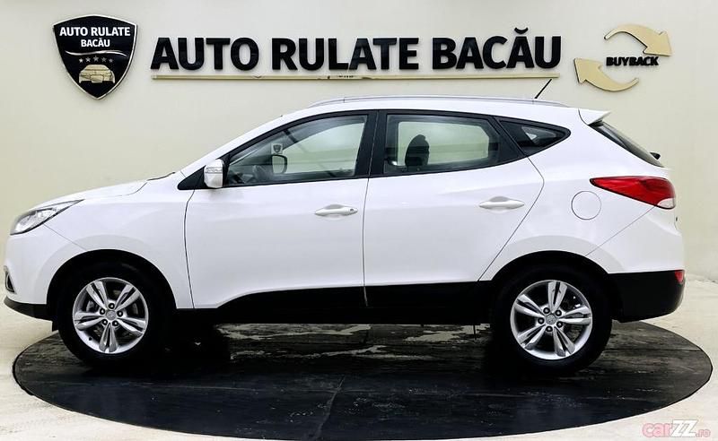 Second-hand Hyundai ix35 135 CP (99 kW) 2012 Culoarealb SUV