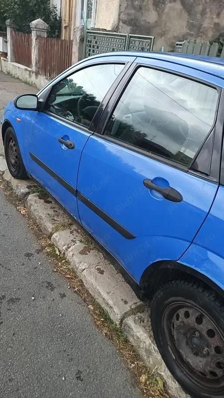 Utilizat 2002 Ford Focus Break | 1.000 EUR (Preț OK) - Imagine 1/4