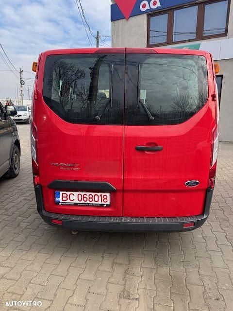 Second-hand Ford Transit Custom Trend 100 CP (73 kW) 2014 Culoarerosu Monovolum