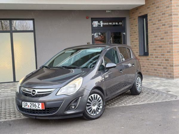 Utilizat 2011 Opel Corsa Hatchback | 3.300 EUR - Imagine 1/4