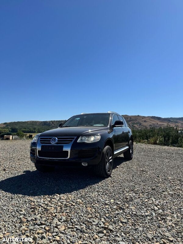 Negru Utilizat 2008 VW Touareg SUV | 6.800 EUR (Preț OK) - Imagine 1/4