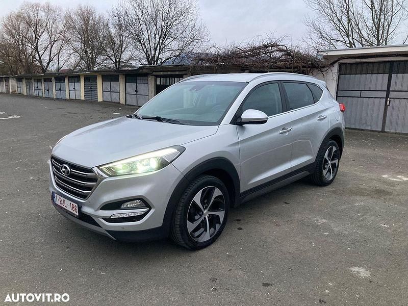 Second-hand Hyundai Tucson Premium 185 CP (136 kW) 2017 Culoarealbastru SUV