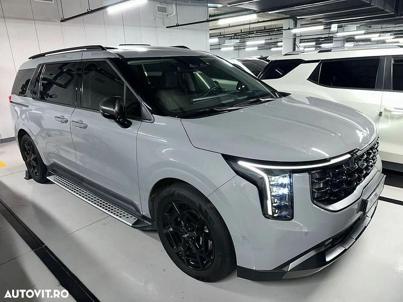 Second-hand Kia Carnival 240 CP (176 kW) 2024 Culoaregri Monovolum