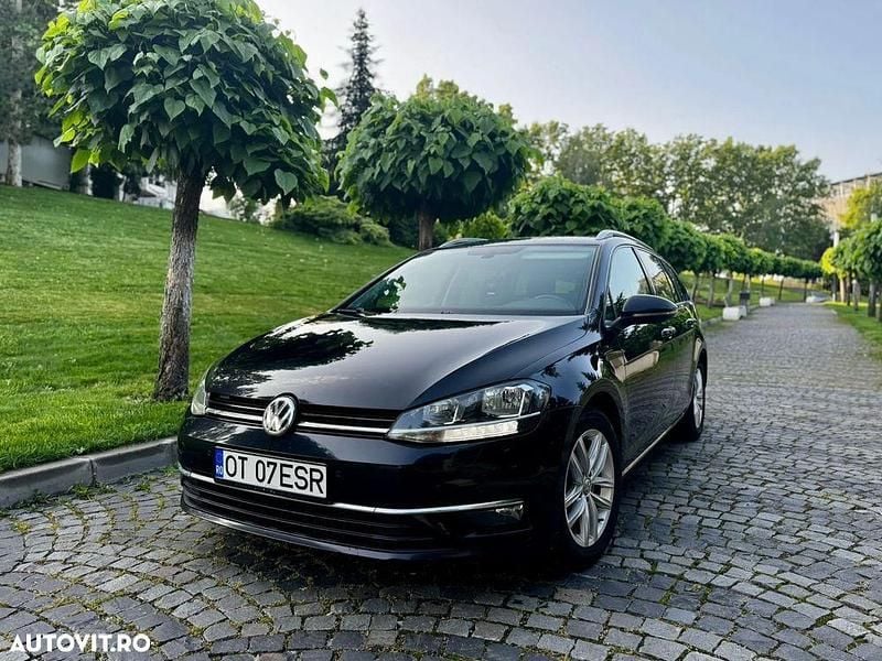 Culoarenegru Utilizat 2017 VW Golf VII Comfortline Break | 9.390 EUR (Preț bun) - Imagine 1/4