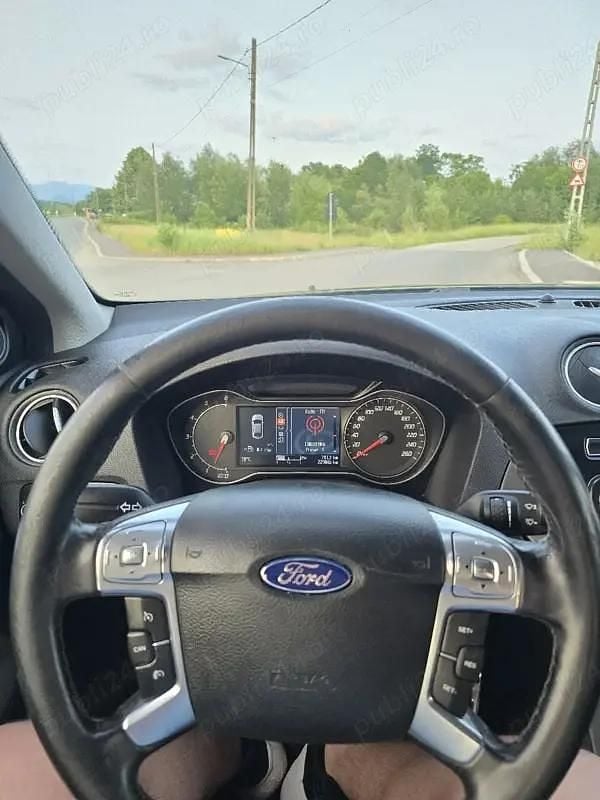 Second-hand Ford Mondeo 163 CP (119 kW) 2012 Berlinǎ