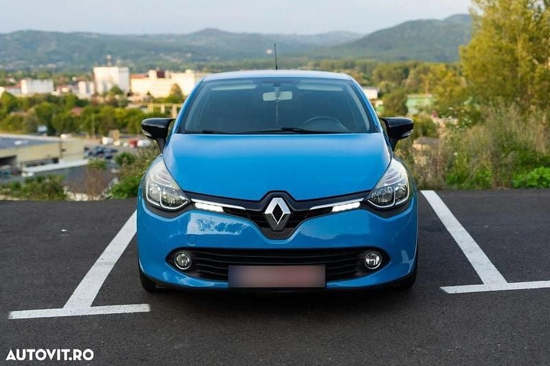 Culoarealbastru Utilizat 2013 Renault Clio IV Expression Hatchback | 4.990 EUR (Preț OK) - Imagine 1/4