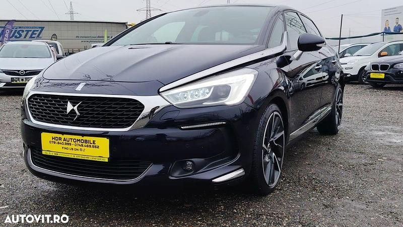 Culoarealbastru Utilizat 2017 Citroën DS5 Business Class Hatchback | 10.999 EUR (Puțin scump) - Imagine 1/4
