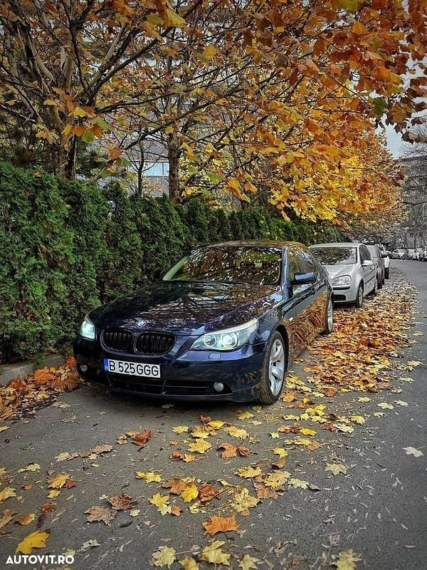 Culoarealbastru Utilizat 2004 BMW 525 Berlinǎ | 3.750 EUR - Imagine 1/4