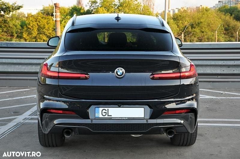 Second-hand BMW X4 Sport Line 286 CP (210 kW) 2021 Culoarenegru SUV