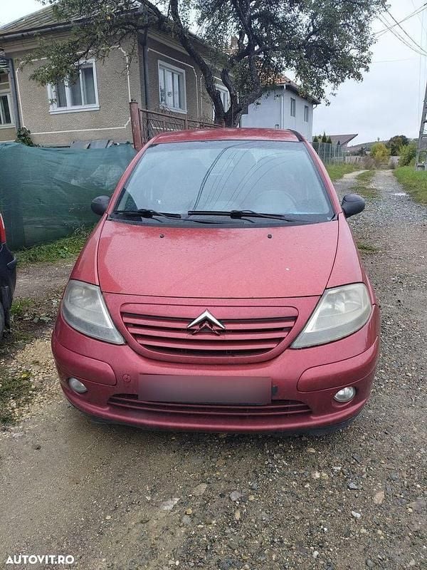 Second-hand Citroën C3 68 CP (50 kW) 2004 Culoarerosu Hatchback