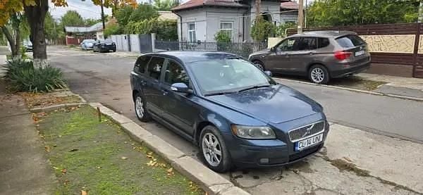 Utilizat 2006 Volvo V50 Momentum Break | 2.000 EUR (Preț OK) - Imagine 1/4