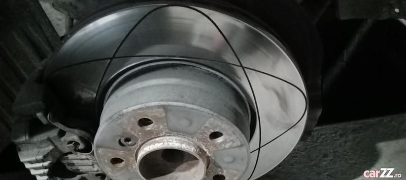 Second-hand BMW 520 163 CP (119 kW) 2007