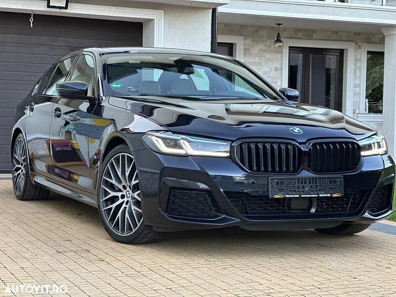 Culoarenegru Second-hand 2021 BMW 545e Berlinǎ | 35.000 EUR (Preț OK) - Imagine 1/4