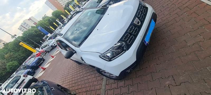 Second-hand Dacia Duster Comfort 109 CP (80 kW) 2018 Culoarealb SUV