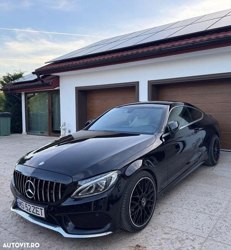 Second-hand Mercedes C220 AMG line 170 CP (125 kW) 2017 Culoarenegru Coupe