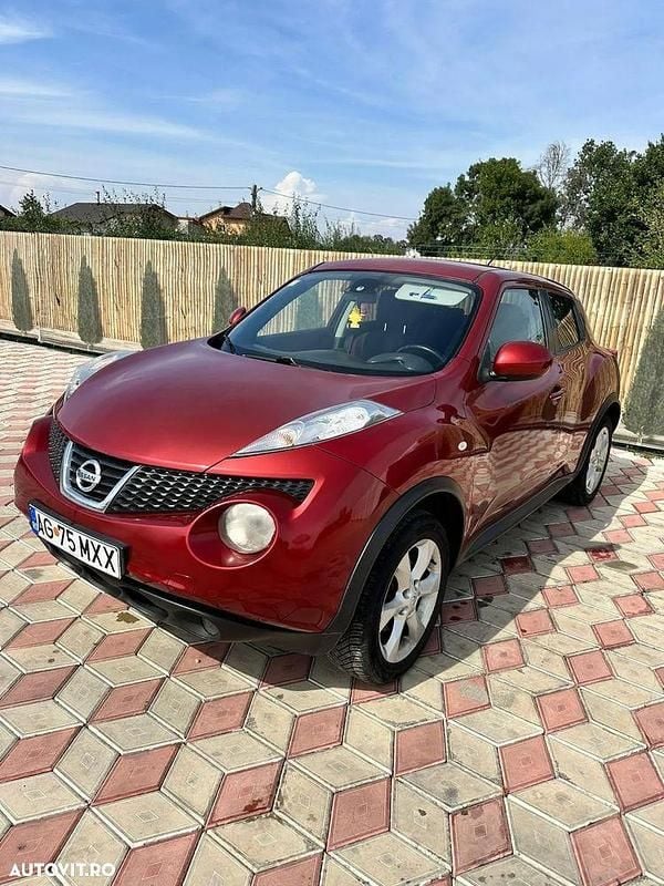 Culoarerosu Utilizat 2011 Nissan Juke SUV | 6.000 EUR (Preț bun) - Imagine 1/4