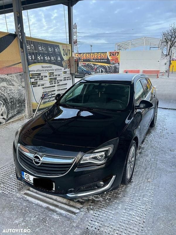 Culoarenegru Second-hand 2016 Opel Insignia Sport Break | 5.890 EUR (Preț bun) - Imagine 1/4