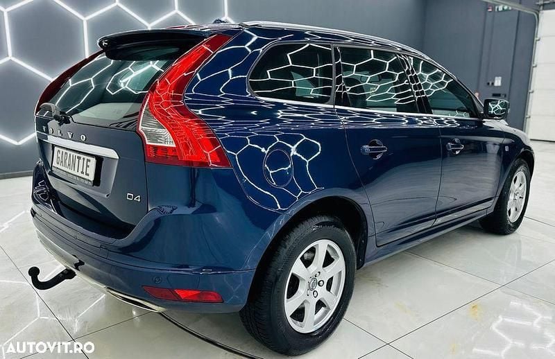 Second-hand Volvo XC60 Ocean Race 181 CP (133 kW) 2015 Culoarealbastru SUV