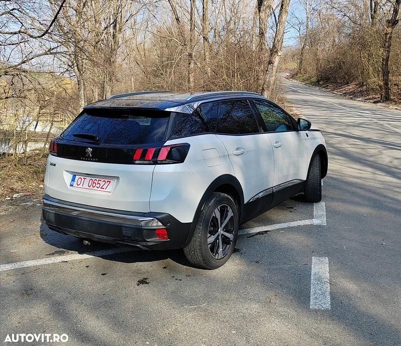 Second-hand Peugeot 3008 Crossway 130 CP (95 kW) 2018 Culoarealb SUV