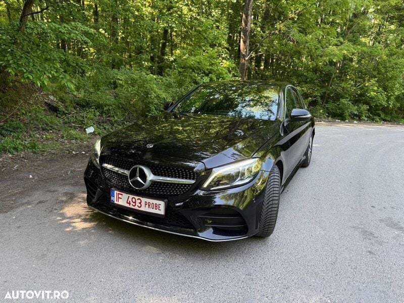 Negru Utilizat 2019 Mercedes C180 AMG line Berlinǎ | 18.500 EUR (Preț OK) - Imagine 1/4