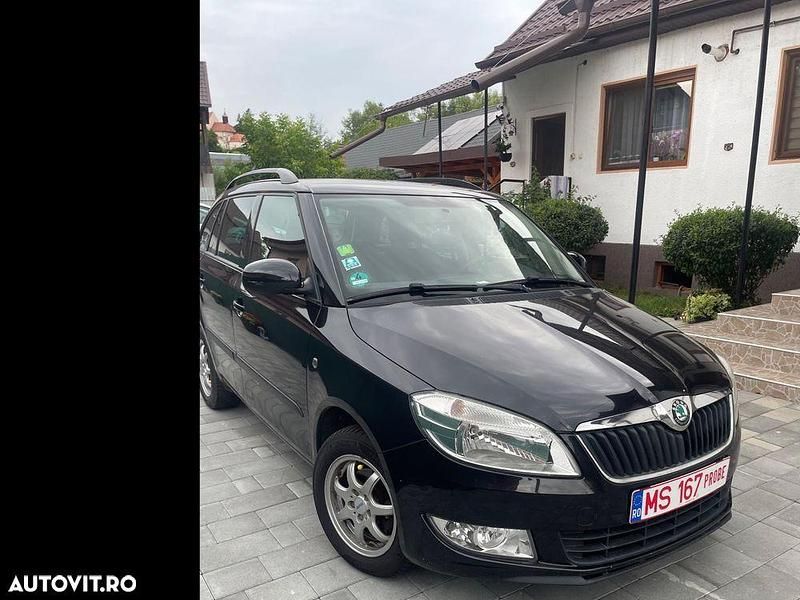 Culoarenegru Utilizat 2011 Skoda Fabia Break | 3.100 EUR (Preț OK) - Imagine 1/4