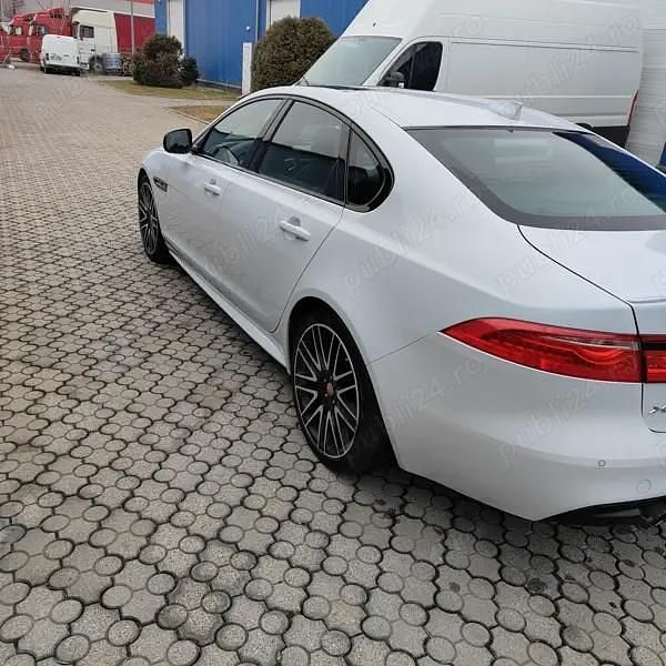 Second-hand Jaguar XF R-Sport 300 CP (220 kW) 2016 Berlinǎ