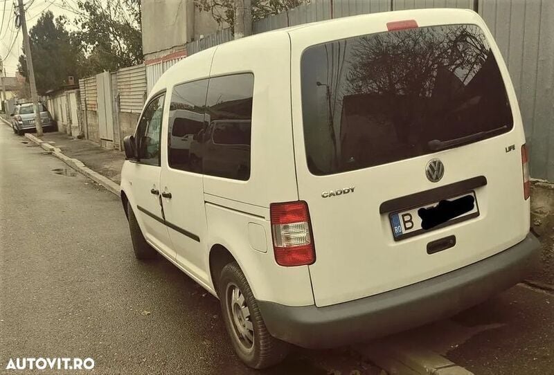 Second-hand VW Caddy Life 75 CP (55 kW) 2009 Alb Monovolum
