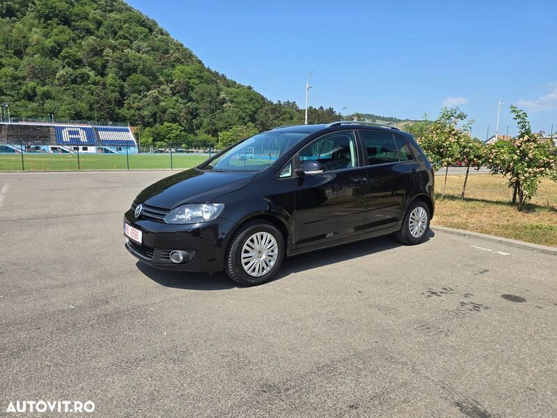 Negru Utilizat 2010 VW Golf Plus Cross Monovolum | 4.590 EUR (Preț OK) - Imagine 1/4
